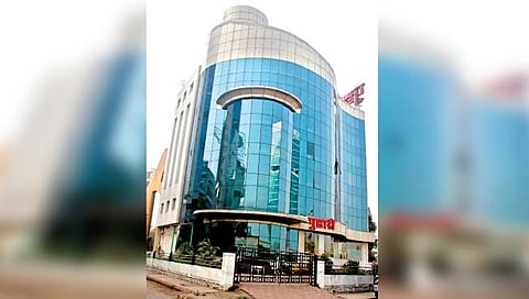 सिंहायन आत्मचरित्र : ‘पुढारी’ची गरूडभरारी