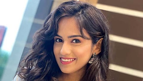 सासर जोडायला माहेरची नाळ तोडायची? शिवानी बावकर ‘कुसुम’मधून भेटीला