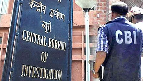 CBI Raid : सीबीआयचे देशभरात १४ ठिकाणी छापे