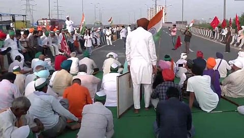 Bharat Bandh Today : शेतकऱ्यांनी महामार्ग रोखला, गाजीपूर सीमेवर ठिय्या