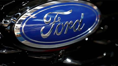 फोर्ड कंपनीने प्लँट बंद केल्यानंतर कर्मचारी, वाहनधारक धास्तावले