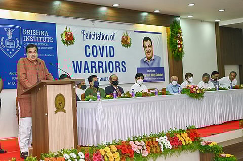 आत्मनिर्भर भारतासाठी शिक्षण,आरोग्यावर भर : मंत्री नितीन गडकरी