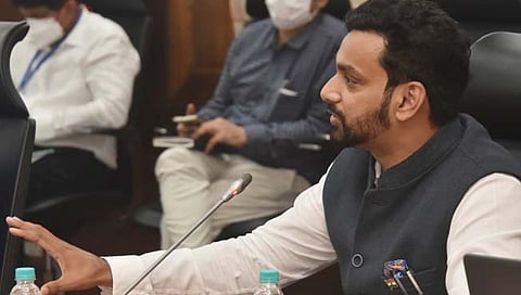 राजू शेट्टींच्या आधी मुख्यमंत्री ठाकरेंची खासदार धैर्यशील माने यांच्यासोबत बैठक