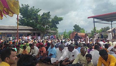 मनोहर भोसले विरोधात उचलला बाळूमामांचा भंडारा; आदमापूरकर एकवटले