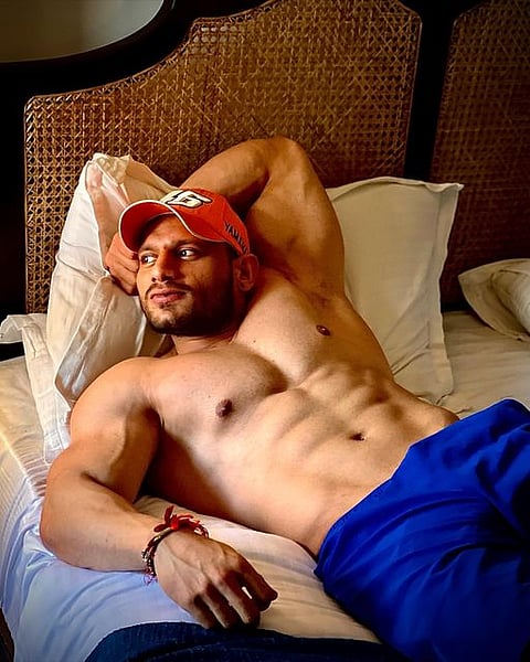 मनोज पाटील याचा आत्महत्येचा प्रयत्न, सुसाईड नोटमध्ये साहिल खानचं नाव