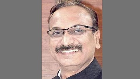 रत्नागिरी जिल्हाधिकाऱ्यांच्या नावे फेक फेसबुक अकाउंट