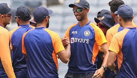 विराट कोहलीच्या मदतीसाठी संघात अजून एक तोफ दाखल!