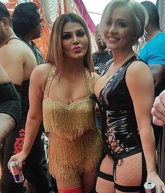 Rakhi Sawant : ‘ही आमची संस्कृती आहे का?’; राखी सावंत ट्रोल