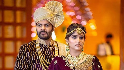 राणादा-पाठकबाई यांचा अंदाजचं वेगळा, पहा त्यांचा राजेशाही थाट