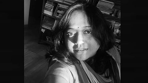 सोनाली नवांगुळ