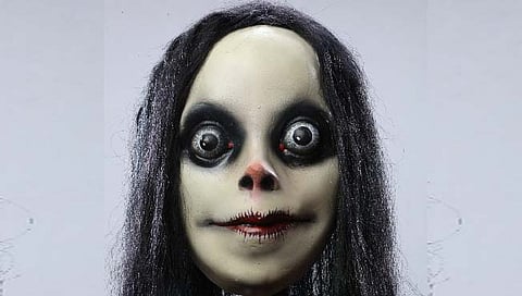 ती परत आलीये : ती म्हणजे नक्की कोण?