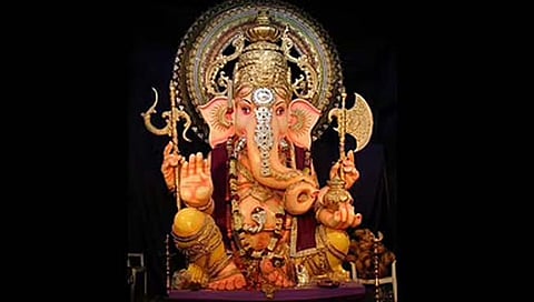 संग्रहित