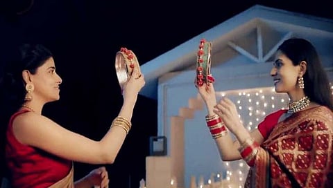 Karwa Chauth ad : समलैंगिक जोडप्याचं ‘करवा चौथ’, ‘त्या’ जाहिरातीवरून वाद