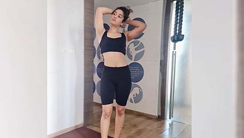 ACP दिव्याचा म्हणजेच नेहा खान हिचा हॉट अंदाज; फोटो व्हायरल