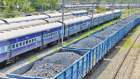 ऑक्सिजन स्पेशल प्रमाणे धावणार कोळसा स्पेशल ट्रेन