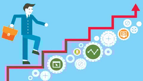 करिअर च्या नव्या वाटा शोधा