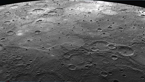 बुध ग्रहाची मिळाली पहिली झलक