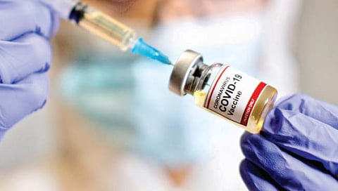 कोव्हिड प्रतिबंधक : लसीकरणातील भरारी