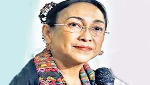 दिया मुटियारा सुकमावती या ‘इस्लाम’ सोडून ‘हिंदू’ धर्मात