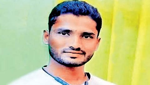 हरिपूर मध्ये पूर्ववैमनस्यातून तरुणाचा भरदिवसा निर्घृण खून