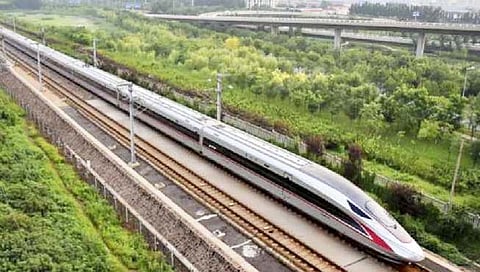 देशातील सात मार्गांवर बुलेट ट्रेनचे सर्वेक्षण : रेल्वेमंत्री