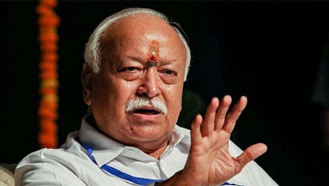 RSS chief : विवाहासाठी हिंदू तरुण-तरुणी धर्म परिवर्तन कसे करतात? : सरसंघचालक
