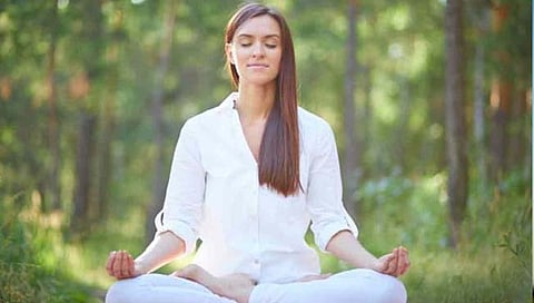 Mental Health Day : सुदृढ मनासाठी रोजच्या जगण्यात हे सोपे उपाय कराच…