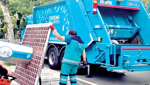 बेळगाव शहरात अंडरग्राऊंड हायड्रॉलिक डस्टबीन