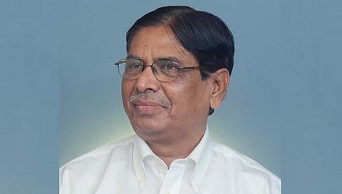 j m abhyankar : अनुसूचित जाती-जमाती आयोगाच्या अध्यक्षपदी ज. मो. अभ्यंकर