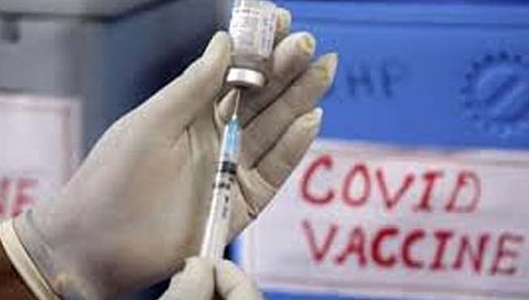 भारताने लसीकरणाचा १०० कोटी डोसचा टप्पा केला पूर्ण!