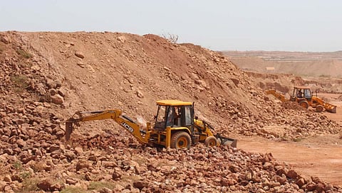 डोंगर एवढं काम !