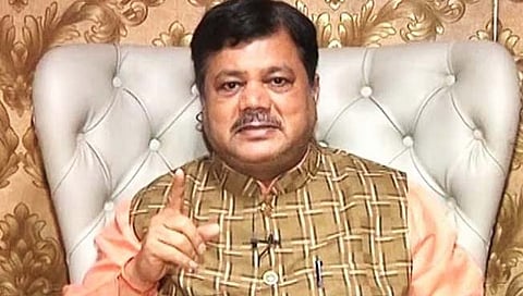 सत्ताधाऱ्यांच्या गुंड प्रवृत्तीच्या लोकांकडून भाजपच्या रथाची तोडफोड : प्रवीण दरेकर