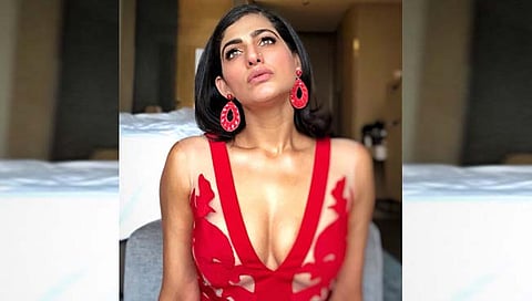 कुब्रा सैत हिने नवाजुद्दीनसोबत दिले ७ वेळा इंटिमेट सीन