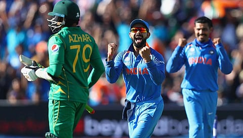 T20 world cup 2021 : कोरा चेक तुमच्यासमोर टाकतो फक्त भारताला हरवा, उद्योगपतीने दिली पाकिस्तान क्रिकेट मंडळाला थेट ऑफर