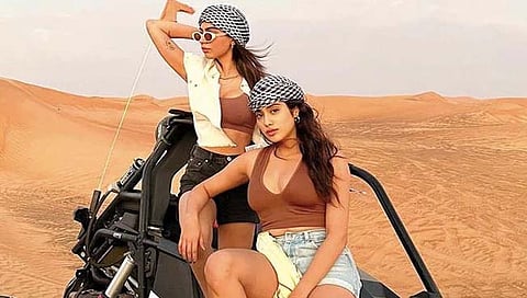 जान्हवी कपूर हिचा वाळवंटात हॉट अंदाज, सोशल मीडियावर धुमाकूळ