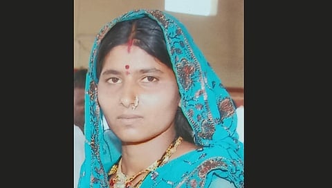 पुणे : बहिणीचा मृतदेह विहिरीत सापडला, भावाने बायकोला धारदार शस्त्राने वार करून संपवले