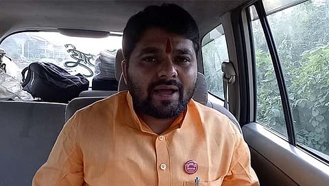 शेतकऱ्यांच्या प्रश्नावर विशेष अधिवेशन घेऊन दाखवा: रविकांत तुपकर