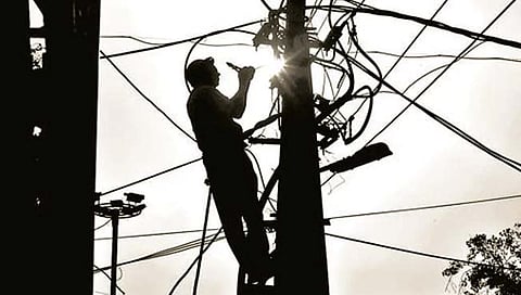 ग्राम विद्युत व्यवस्थापकांच्या मानधनात दोन हजारांची वाढ