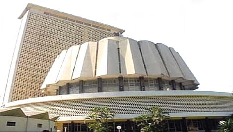 कोल्हापुरात ‘वजन’दार उमेदवार… मतदार राजा खूश..!