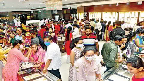 दिवाळी पाडवा मुहूर्त : ८०० कोटींहून अधिक उलाढाल