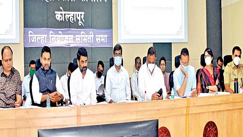 पालकमंत्री सतेज पाटील : जिल्ह्यातील शासकीय इमारतींत सौरऊर्जेचा वापर