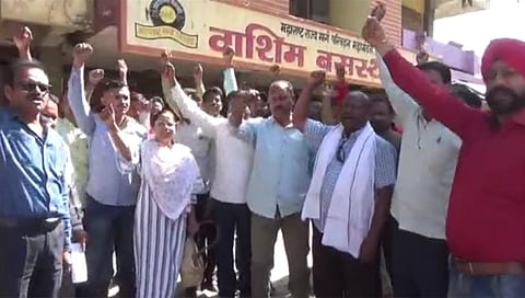 ST workers : वाशिममधील १२४ एसटी कर्मचारी निलंबित