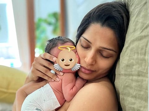 Freida Pinto : स्लमडॉग मिलेनियर फेम फ्रिडा पिंटोनं दिला गोंडस बाळाला जन्म