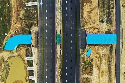 Purvanchal Expressway; उत्तर प्रदेशाच्या विकासाचा नवा मार्ग