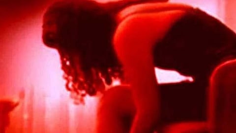 झारखंडमध्ये ड्रग्ज रॅकेट उघड, महिला माॅडेलला अटक