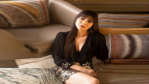 Tejaswini Pandit’s New look : मनी हायस्टमध्ये तुम्हाला घ्यायला पाहिजे होतं…