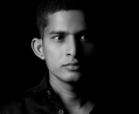 जर्मनी गँग खंडणीच्या तगाद्यास कंटाळून युवकाची आत्महत्या