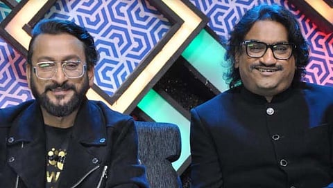 ‘महाराष्ट्राची हास्यजत्रा’ : हास्यजत्रेच्या मंचावर अजयसाठी अतुलकडून सरप्राईज