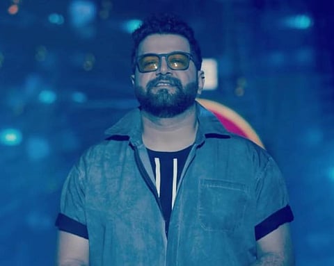 अवधूत गुप्ते म्हणाले, तिरस्काराचे चटके तुम्हालाही बसतील…काळजी घ्या