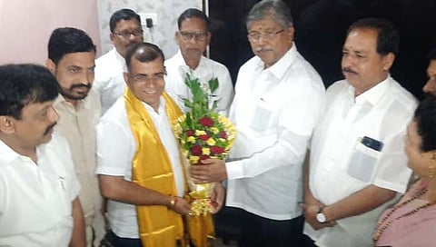 जावळी : चंद्रकांत पाटील ज्ञानदेव रांजणेंच्या भेटीला ; शशिकांत शिदेंचा केला होता पराभव